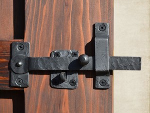 Аксесоари за врати