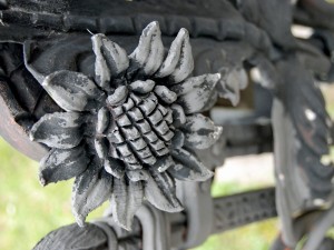 Цветя и листа